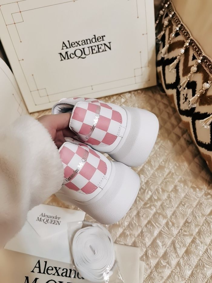 Alexander Mcqueen Couple Shoes AMS00016